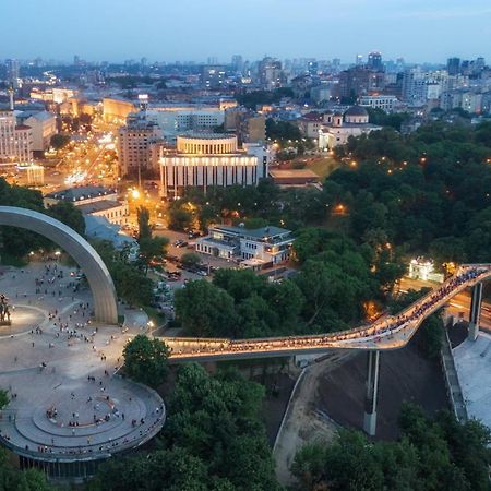 Апартаменты Центр Крещатик Kiev Ngoại thất bức ảnh